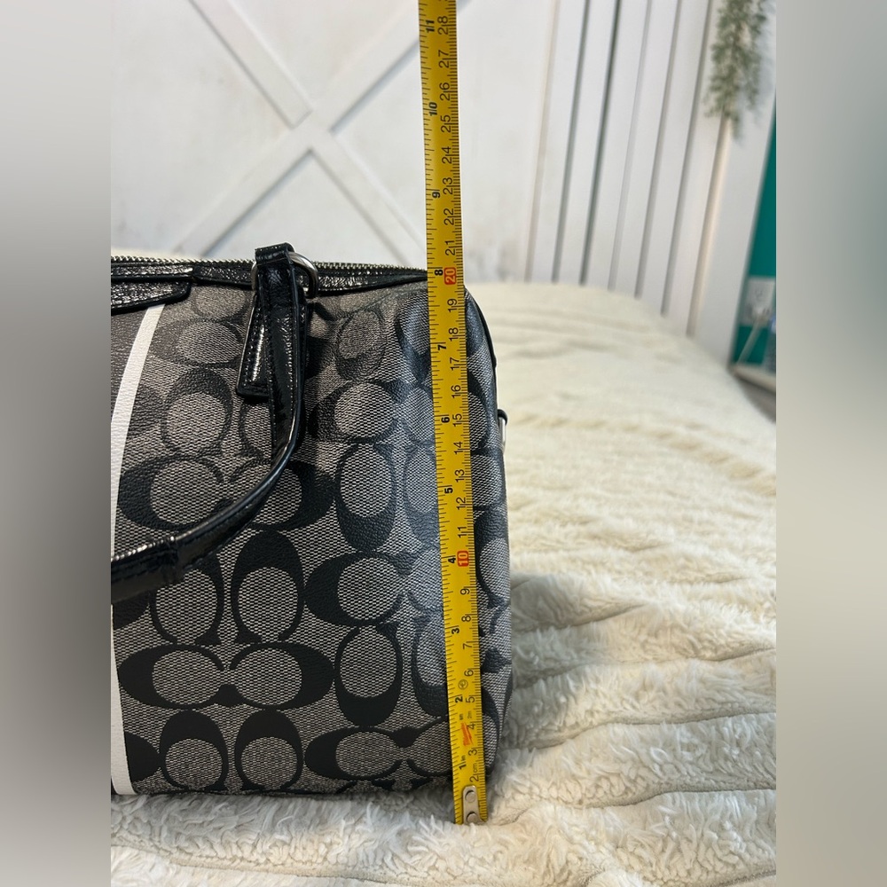 Coach Bag - Picture 9 of 13